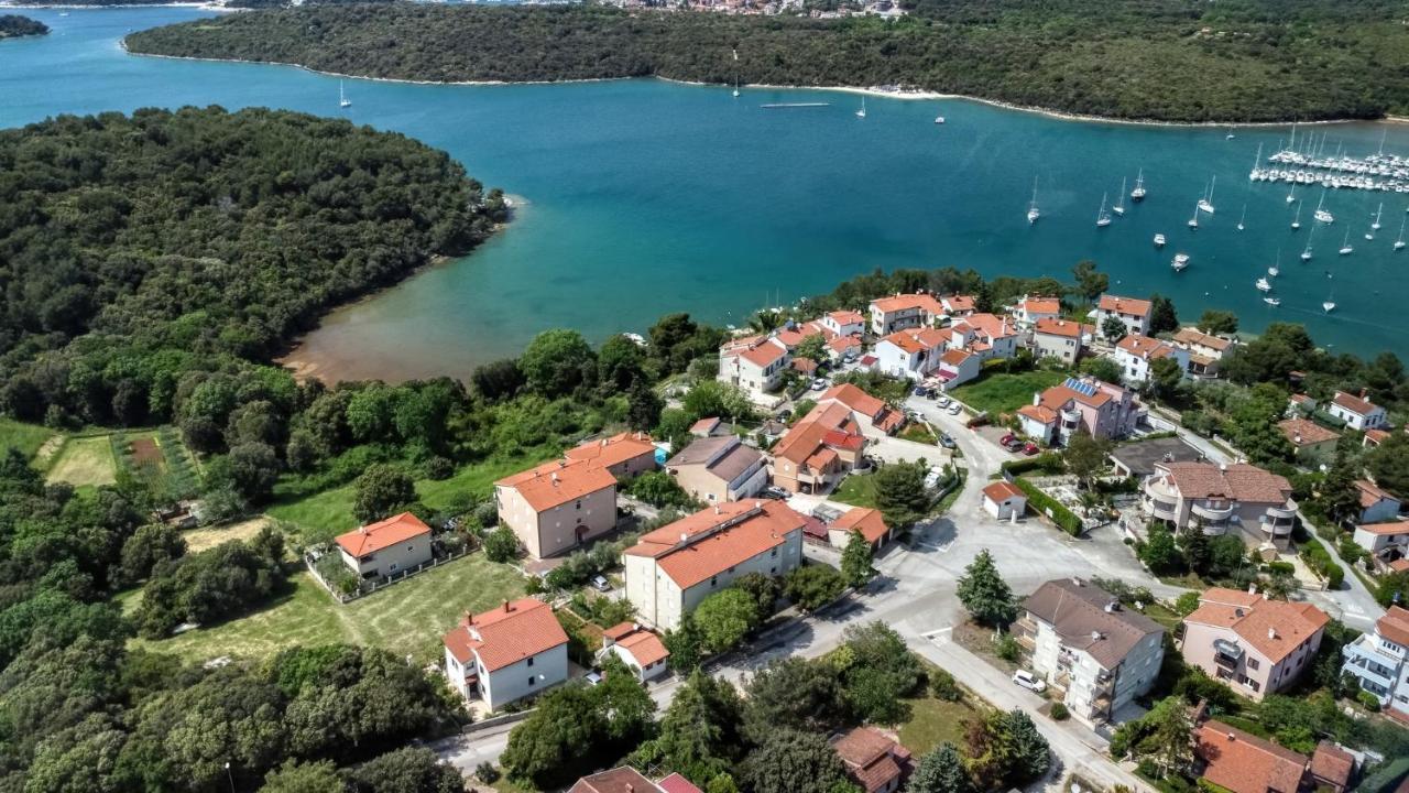 Apartmets Slavica 1644 Banjole Exterior foto